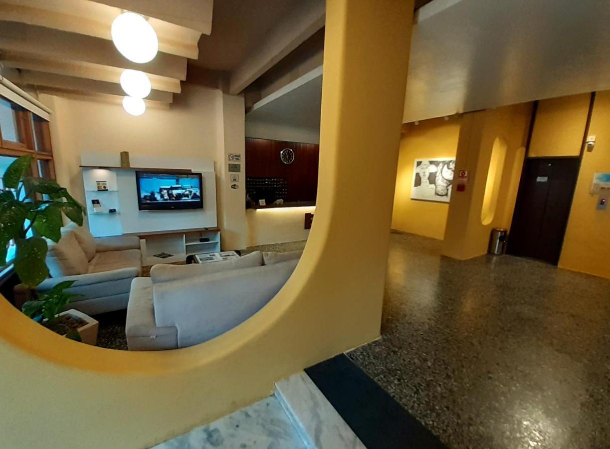 Hotel Estoril Пелотас Экстерьер фото